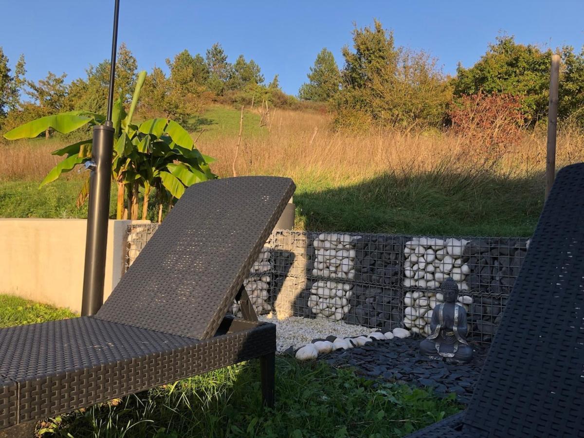 Maison De Vacances Avec Ses Petits Chalets Aouste-sur-Sye المظهر الخارجي الصورة